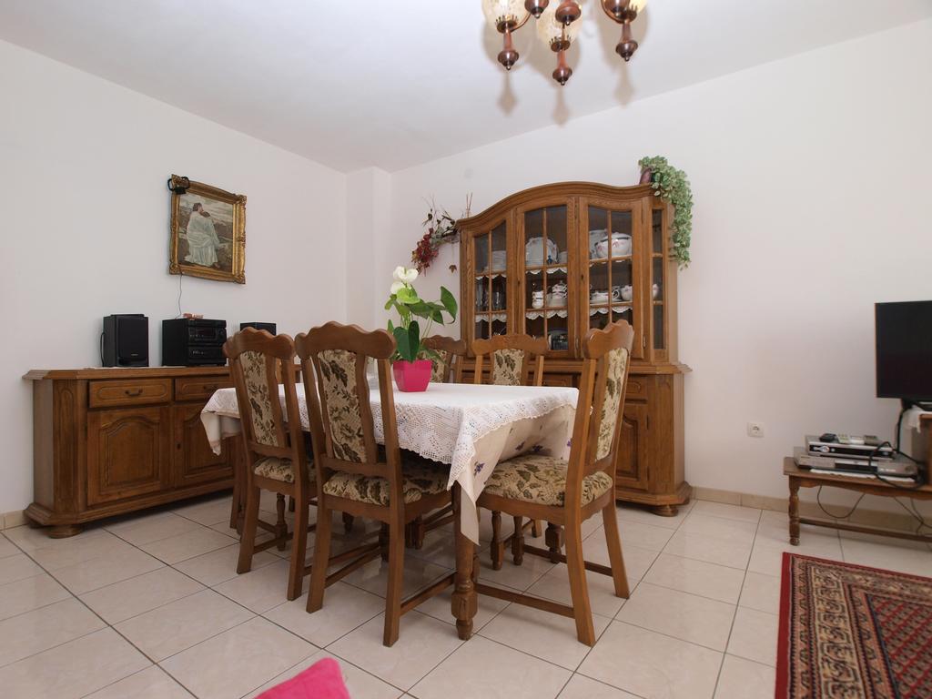 Apartment Luisa 1437 Peruski Luaran gambar