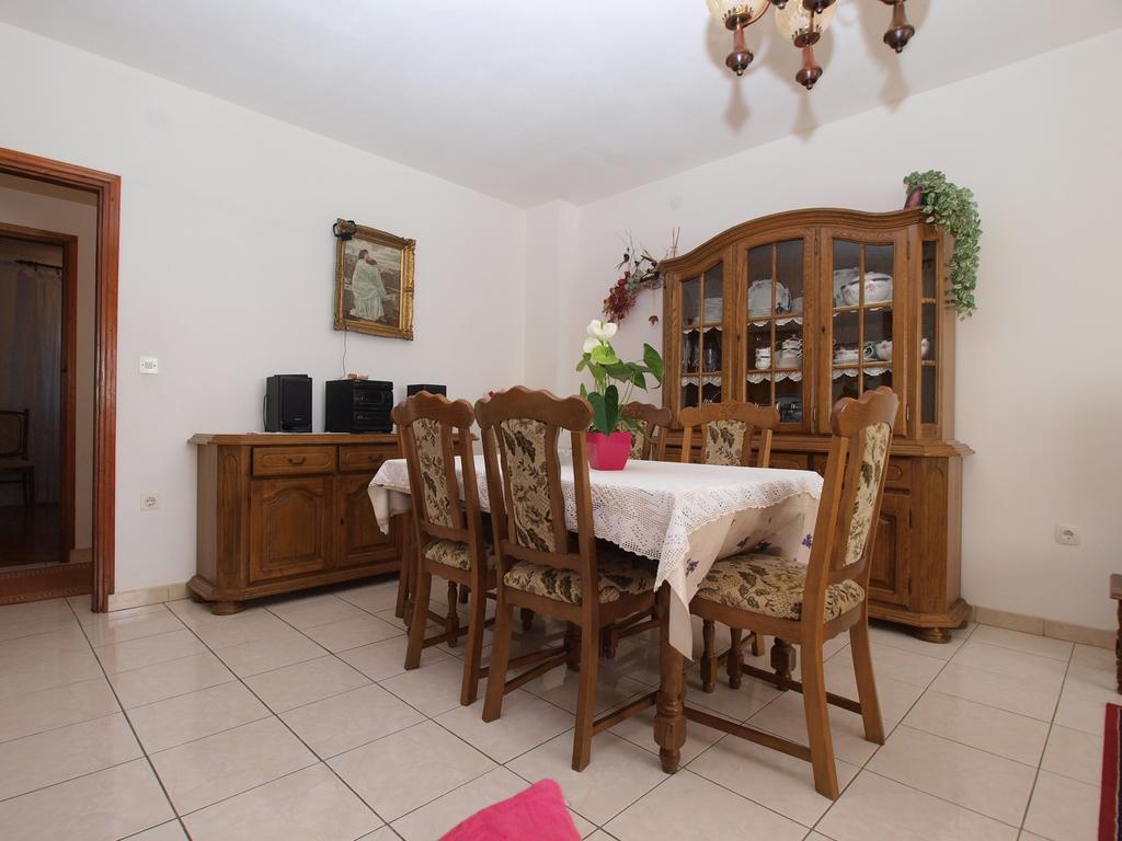 Apartment Luisa 1437 Peruski Luaran gambar