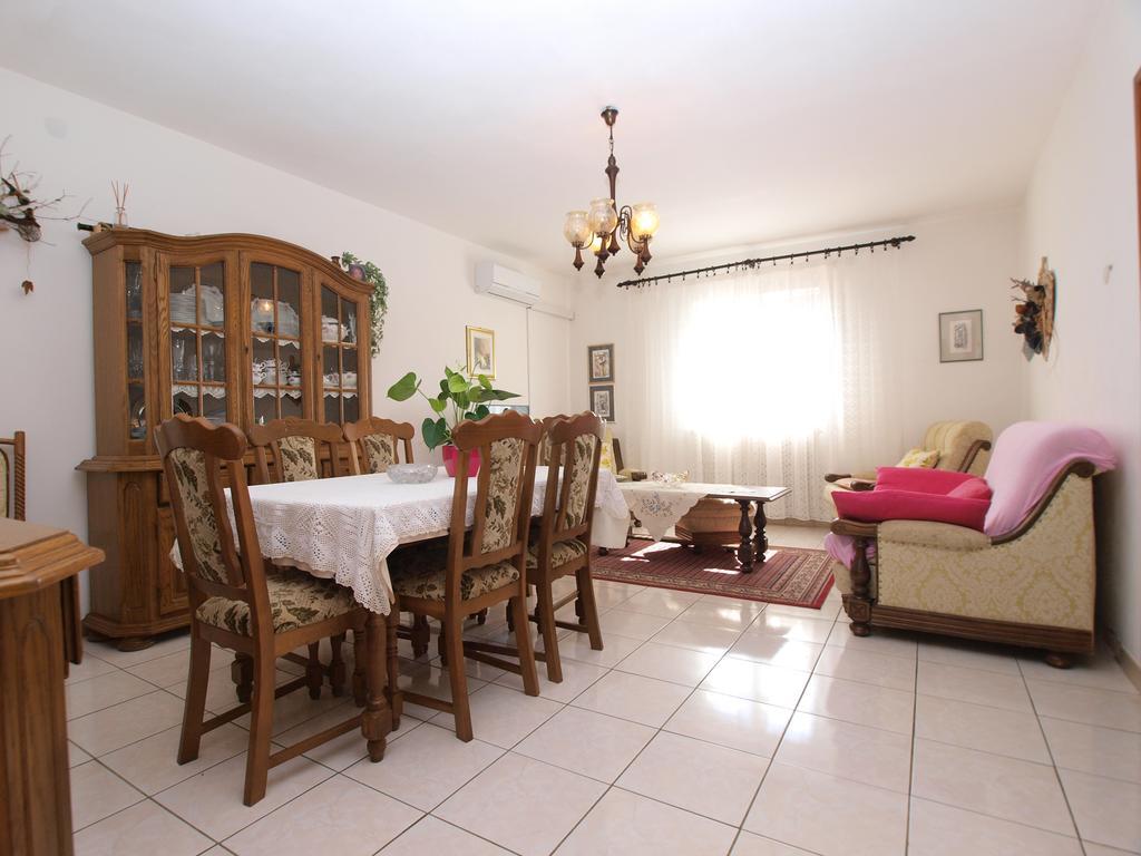Apartment Luisa 1437 Peruski Luaran gambar